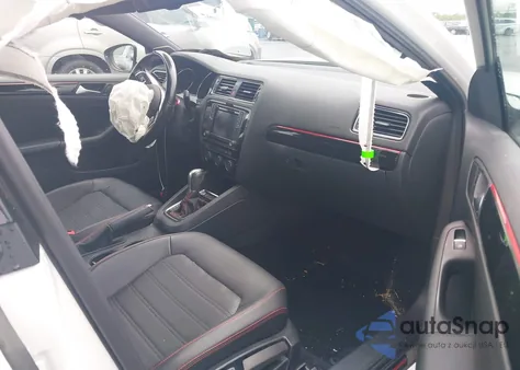 2016 Volkswagen Jetta 2.0T Gli Se/2.0T Gli Sel z USA, uszkodzony, nr VIN 3VW4T7AJ6GM413621